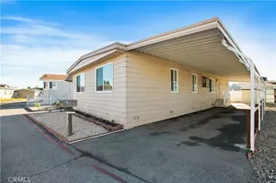 39 Pine Via Ave, Anaheim, CA 92801 - Photo 2