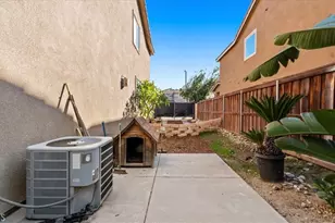 17948 Yellow Dock Way, San Bernardino, CA 92407 - Photo 36