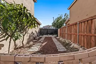 17948 Yellow Dock Way, San Bernardino, CA 92407 - Photo 38