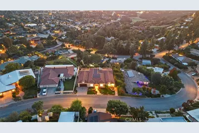 752 Valparaiso Drive, Claremont, CA 91711 - Photo 2