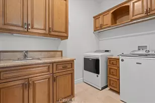 752 Valparaiso Dr, Claremont, CA 91711 - Photo 58