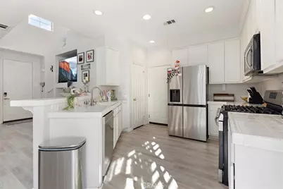 29330 Morena Villa, Highland, CA 92346 - Photo 10