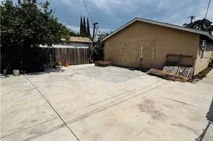 7411 Elsie, Los Angeles, CA 90001 - Photo 20