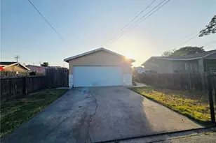 7411 Elsie, Los Angeles, CA 90001 - Photo 4