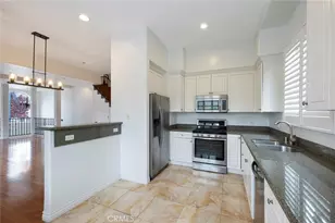 5027 Colfax Ave, Valley Village, CA 91601 - Photo 8