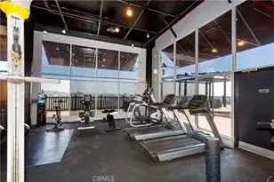 7250 Franklin Ave, Los Angeles, CA 90046 - Photo 22