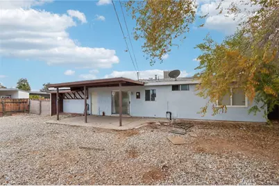 16362 Pine Street, Hesperia, CA 92345 - Photo 10