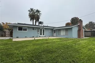 1600 W Robin Dr, Visalia, CA 93291 - Photo 22