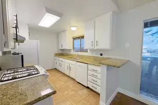 313 Canyon Crest, Lake Arrowhead, CA 92352 - Photo 4