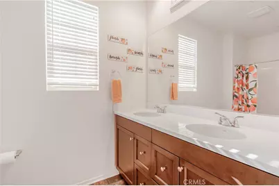 5313 Teramo, Fontana, CA 92336 - Photo 28