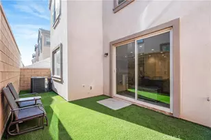 5313 Teramo, Fontana, CA 92336 - Photo 34