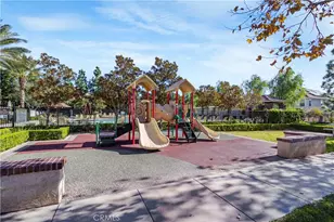 5313 Teramo, Fontana, CA 92336 - Photo 42