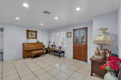 2596 Trudy, Pomona, CA 91766 - Photo 6