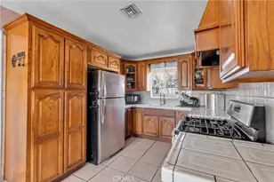 2596 Trudy, Pomona, CA 91766 - Photo 8