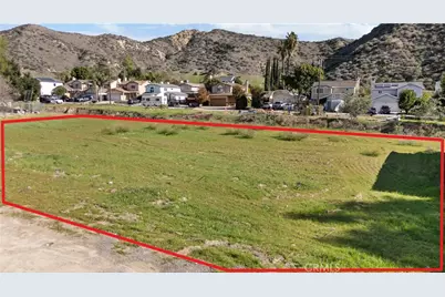 2 Taft Ct, Val Verde, CA 91383 - Photo 34