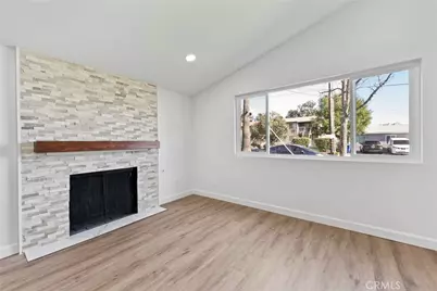 9352 Olive Street, Fontana, CA 92335 - Photo 6