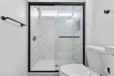 9352 Olive Street, Fontana, CA 92335 - Photo 22