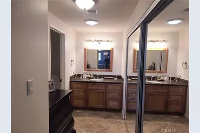 19335 Oak Crossing Road, Newhall, CA 91321 - Photo 14