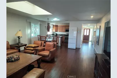 19335 Oak Crossing Road, Newhall, CA 91321 - Photo 2