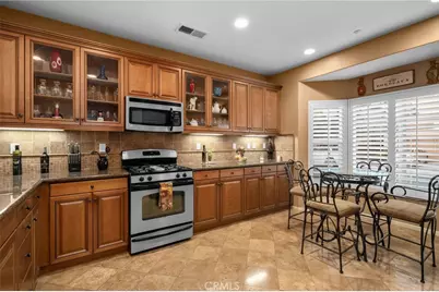 4140 Garvey Way, Riverside, CA 92501 - Photo 6