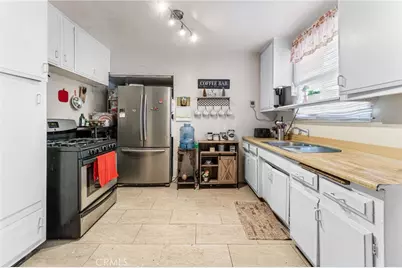 316 E School, Covina, CA 91723 - Photo 22