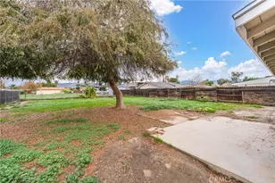 40602 Shellie Ln, Hemet, CA 92544 - Photo 32