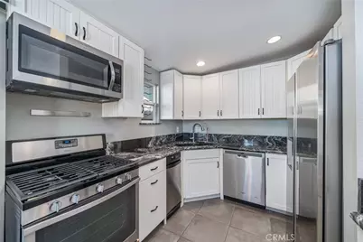 19331 E Greenhaven, Covina, CA 91722 - Photo 14