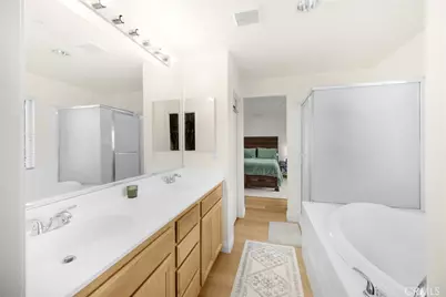 16294 Los Coyotes, Fontana, CA 92336 - Photo 34