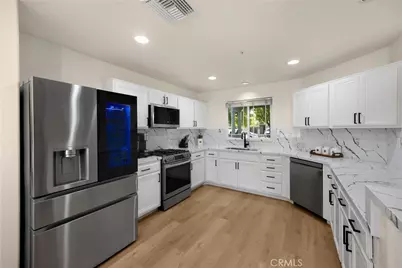 16294 Los Coyotes, Fontana, CA 92336 - Photo 20