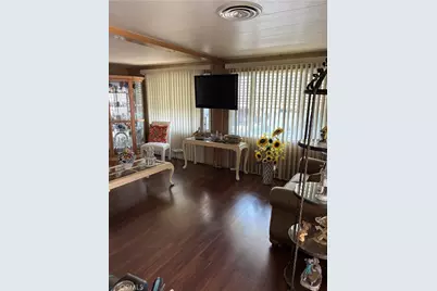 301 E Foothill Boulevard #24, Pomona, CA 91767 - Photo 6