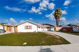 640 Vista De Loma, Hemet, CA 92543 - Photo 2