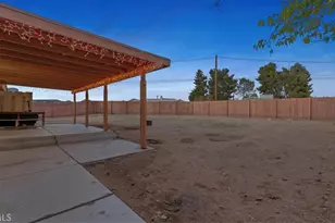 16043 St Timothy Rd, Apple Valley, CA 92307 - Photo 26