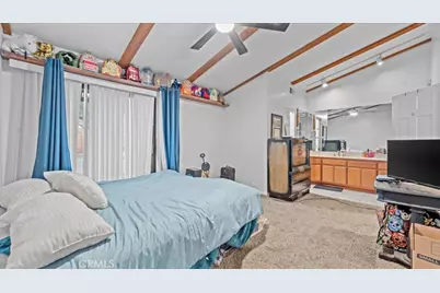 16043 Saint Timothy Road, Apple Valley, CA 92307 - Photo 20