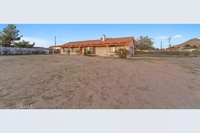 16043 Saint Timothy Road, Apple Valley, CA 92307 - Photo 4
