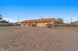 16043 St Timothy Rd, Apple Valley, CA 92307 - Photo 4