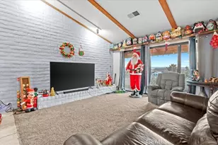 16043 St Timothy Rd, Apple Valley, CA 92307 - Photo 8