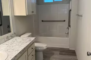 22221 S Bloomfield Ave, Cypress, CA 90630 - Photo 18
