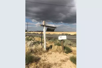 70 Antelope, Lancaster, CA 93536 - Photo 4