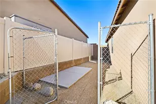 11695 S Crescent St, Desert Hot Springs, CA 92240 - Photo 24