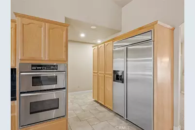 11385 Oak Ridge, Oak Hills, CA 92344 - Photo 36