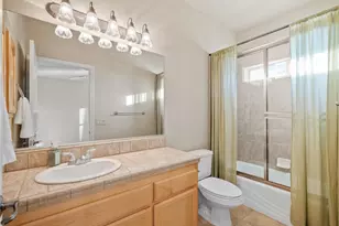 11385 Oak Ridge, Oak Hills, CA 92344 - Photo 48