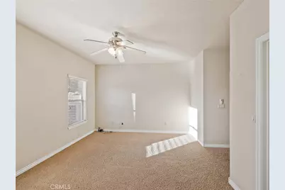 11385 Oak Ridge, Oak Hills, CA 92344 - Photo 44