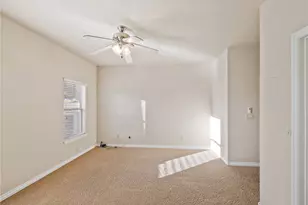 11385 Oak Ridge, Oak Hills, CA 92344 - Photo 44