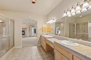 11385 Oak Ridge, Oak Hills, CA 92344 - Photo 32