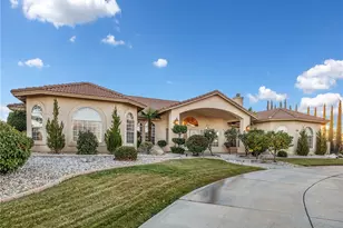 11385 Oak Ridge, Oak Hills, CA 92344 - Photo 10