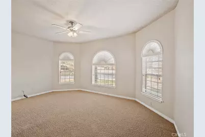 11385 Oak Ridge, Oak Hills, CA 92344 - Photo 38