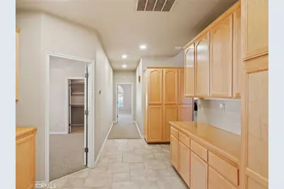 11385 Oak Ridge, Oak Hills, CA 92344 - Photo 22