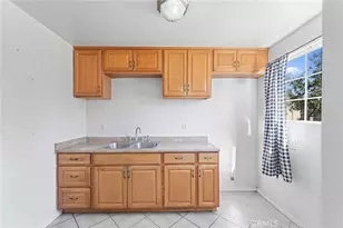 9721 Juniper, Fontana, CA 92335 - Photo 20