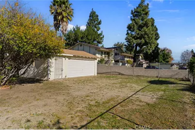 9721 Juniper Avenue, Fontana, CA 92335 - Photo 30