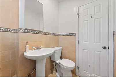 9721 Juniper Avenue, Fontana, CA 92335 - Photo 10